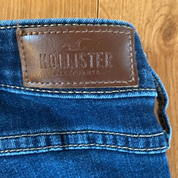 HOLLISTER Super Skinny Distressed Jeans - Picture 7 of 7